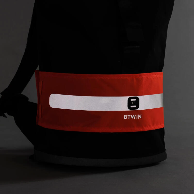 BTWIN BANDEAU DE VISIBILITE DE SAC JOUR NUIT ORANGE FLUO 2 BTWIN BANDEAU DE VISIBILITE DE SAC JOUR NUIT ORANGE FLUO – Image 2