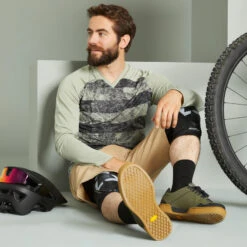 Rockrider SHORT VELO VTT ENDURO ALL MOUNTAIN BEIGE 14 Rockrider SHORT VELO VTT ENDURO ALL MOUNTAIN BEIGE -Magasin De Sport short velo vtt enduro all mountain beige 4