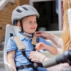 Bobike Siège Arrière Pour Vélo Exclusive Maxi Plus Porte-bagages Noir Avec LED -Magasin De Sport siege arriere pour velo exclusive maxi plus porte bagages noir avec led 2