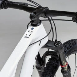 Rockrider VELO VTT Cross Country RACE 900S GX AXS, Roues Mavic Crossmax, Cadre Carbone -Magasin De Sport velo vtt cross country race 900s gx axs roues mavic crossmax cadre carbone 6